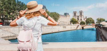 Hurtig adgang til metro og Montparnasse station gør det let at udforske Paris.