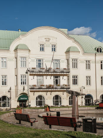 Erstklassige Lage am Hauptplatz – direkt am Hafen und den Museen in der Altstadt von Oskarshamn.