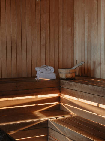 Tanken Sie neue Energie für Körper und Geist im Sauna- und Fitnessbereich..