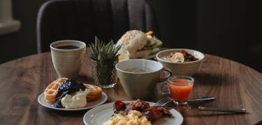 Inkluderte priser med frokost, ettermiddagsfika og en mettende middagsbuffé.