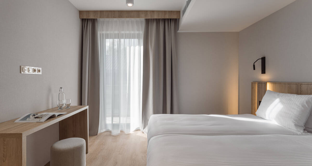 Juniorsvit-villor med bäddsoffa