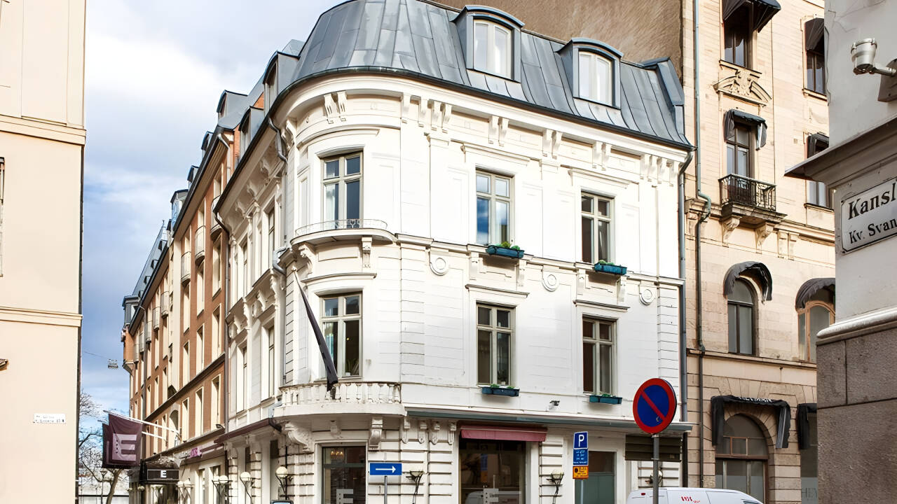 Hotel Bishops Arms Malmö har sentral beliggenhet rett overfor Malmö sentralstasjon og gir deg enkel tilgang til byen.