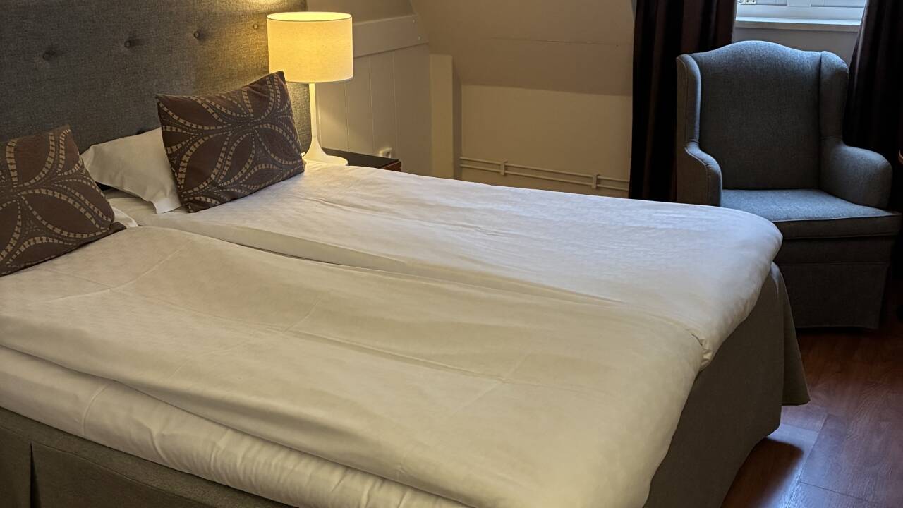 Bo i komfortable og stilfulde værelser med afslappet stemning.