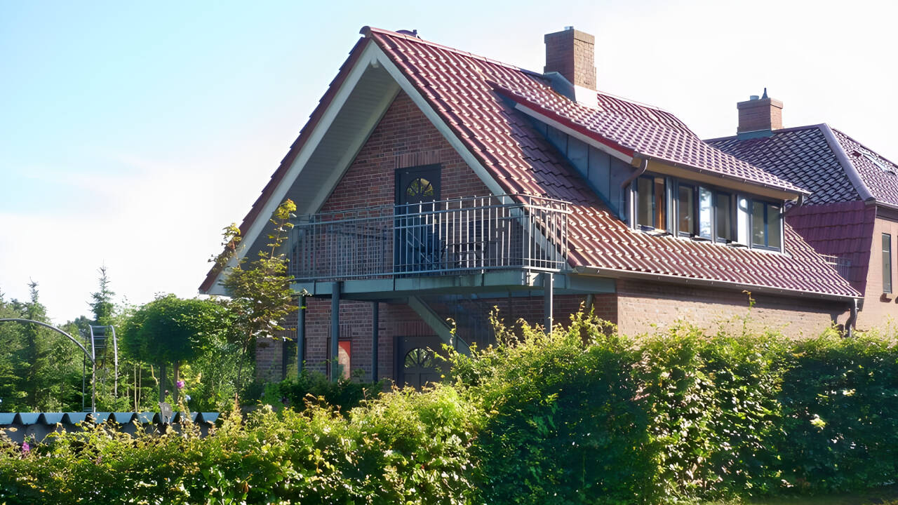 Stay in a peaceful residential setting in a modern apartment house close to the North Sea coast.