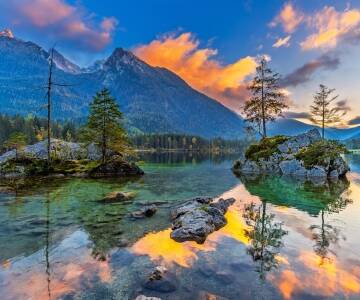 Der nahegelegene Nationalpark Berchtesgaden bietet geschützte Landschaften, frische Bergluft und beeindruckende Natur.