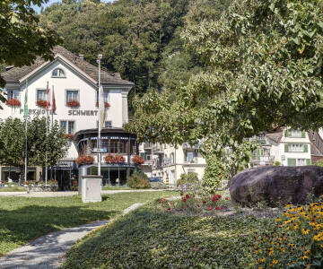 Bo i en historisk byggnad från 1300-talet med karaktär och moderna faciliteter.