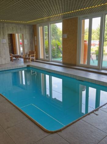Hotellet har en relaxavdelning med en liten inomhuspool, ett turkiskt bad samt bastu som ni har fri tillgång till