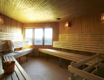Hotellet har en sauna, hvor I kan slappe af efter en lang dag fyldt med oplevelser.