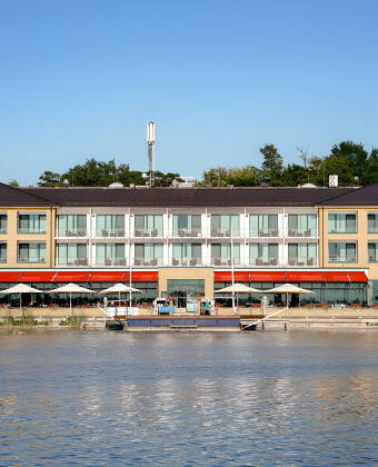 Das Hotel genießt eine erstklassige Lage direkt am Rangsdorfer See.