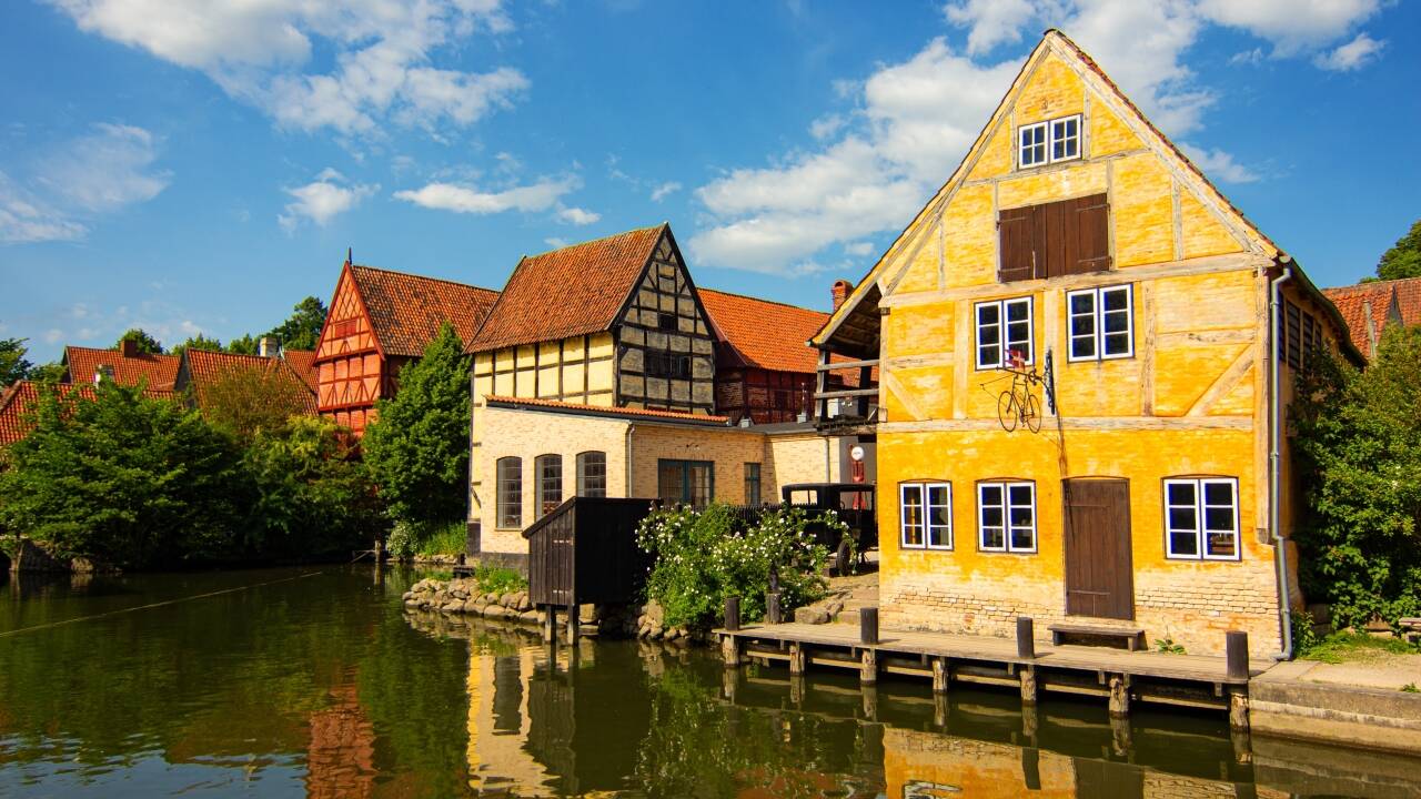 Reisen Sie in die Vergangenheit im einzigartigen Freilichtmuseum Den Gamle By.