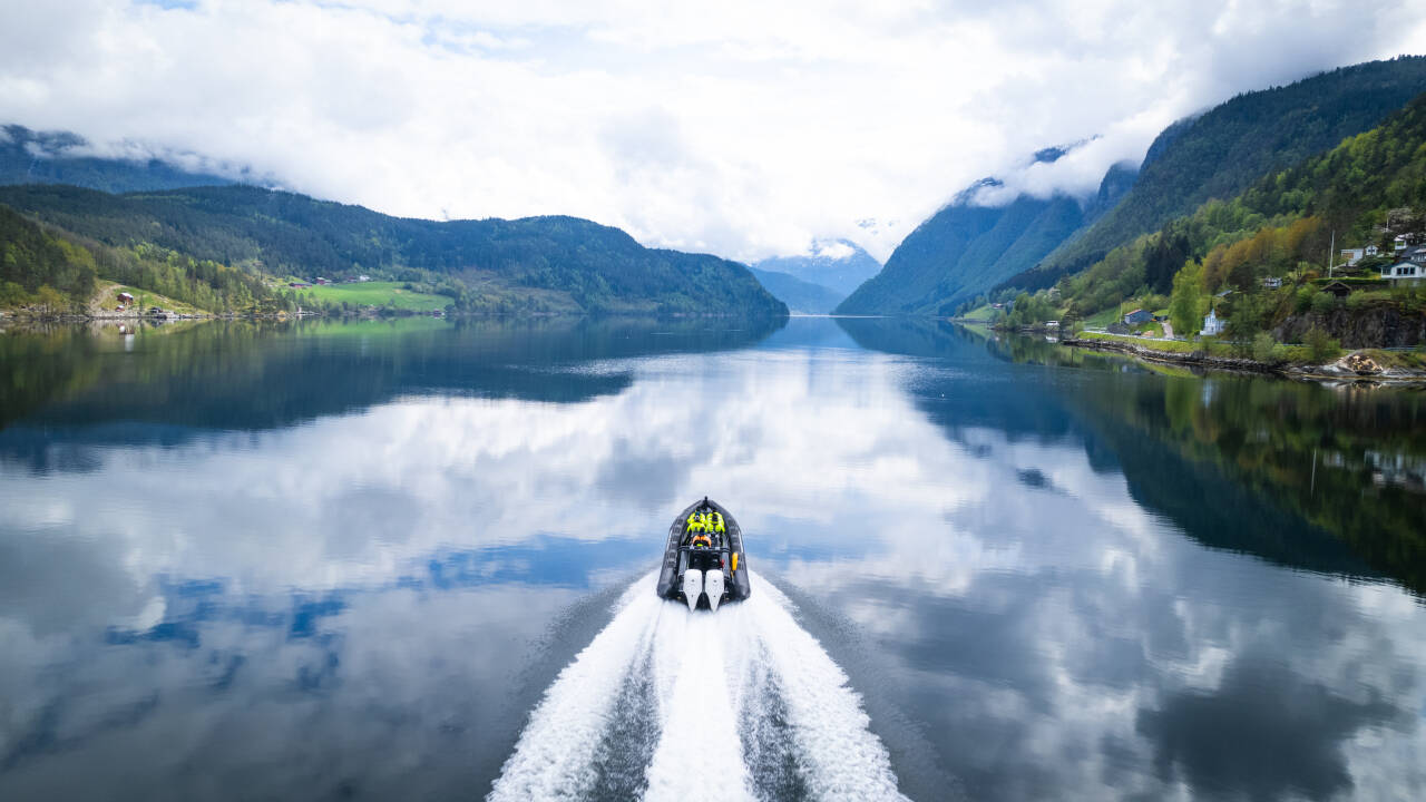 Spar på en minneverdig fjordsafari med Hardangerfjord Adventures, inkludert som en fordel i Risskov-pakken.