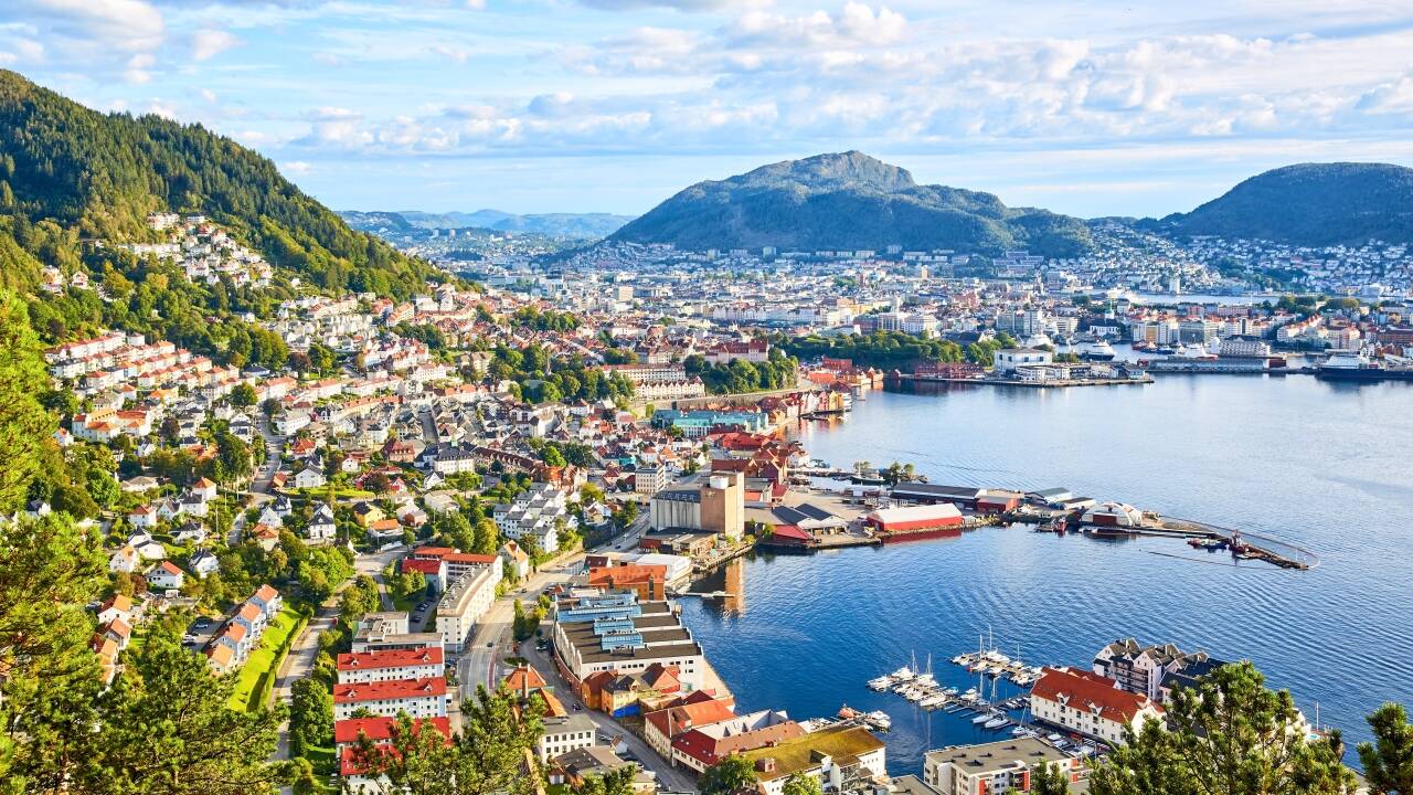 Citybox Bergen Danmarksplass is located just south of Bergen’s centre, with easy access by light rail to the charming city.