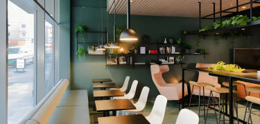 Enjoy the freedom of a self-service hotel, with breakfast included in your stay.