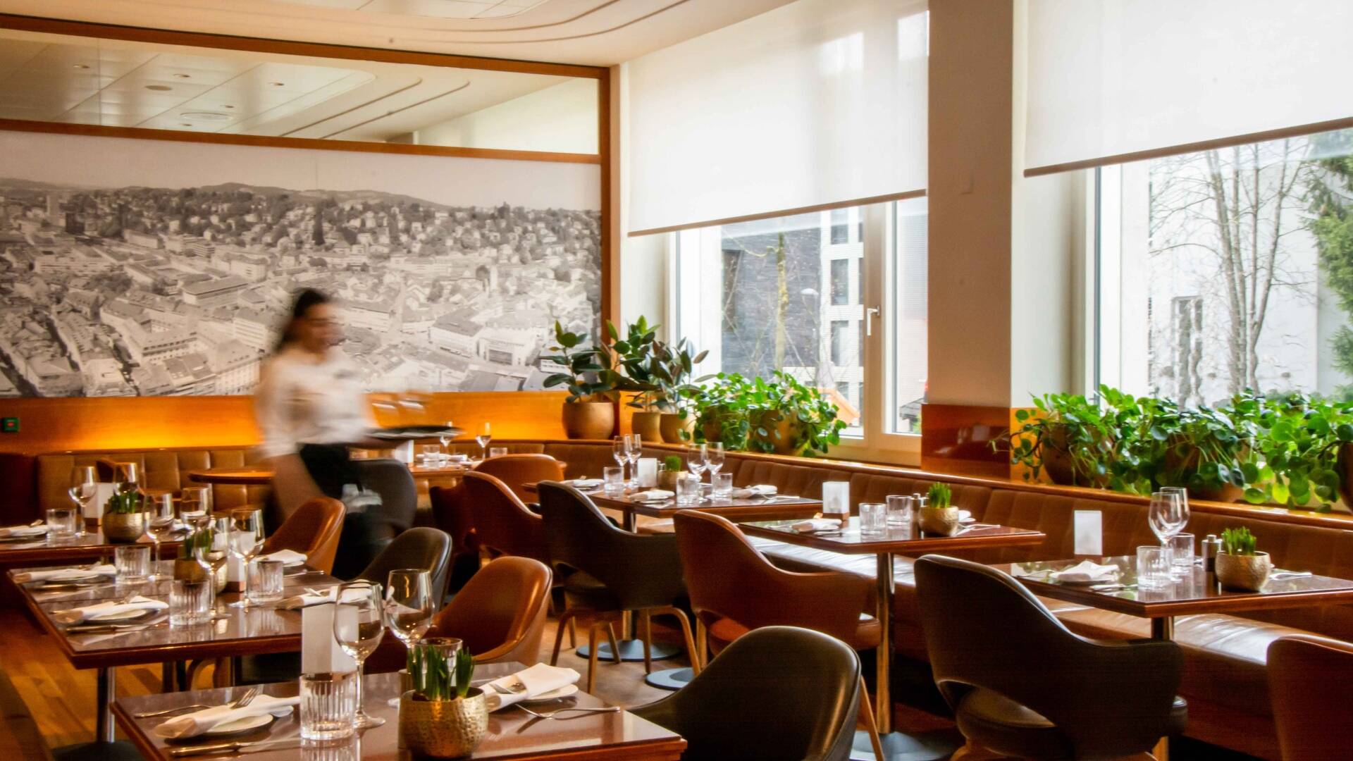 En treretters middag på Bistro St.Gallen er inkludert, slik at god mat blir en del av opplevelsen.