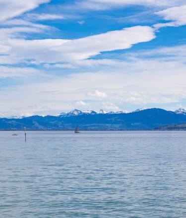 The shores of Lake Constance are only about 15 minutes away, making it easy to combine your city break with lakeside walks or a boat trip.