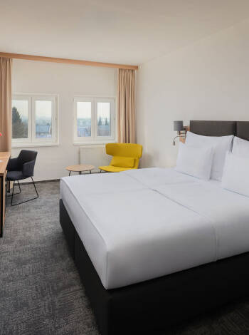 Enjoy comfortable, modern, and accessible rooms that provide all essential amenities for a calm and practical stay.