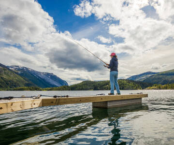 Upptäck vandringsleder, fiskeplatser, kanotpaddling och bergslandskap runt Tonstad och Sirdal.