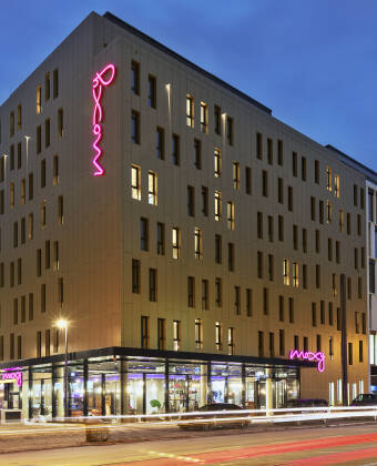 MOXY Frankfurt East offers contemporary style, practical amenities and an ideal location for exploring the city.