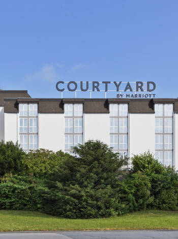 Stay away from the bustle of the city centre and enjoy a more peaceful setting in Wiesbaden's Nordenstadt district.