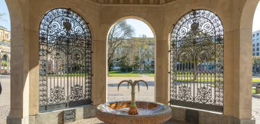 Experience the thermal springs that have made Wiesbaden one of Germany's best-known wellness destinations.