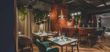 Ein köstliches 2-Gänge-Menü ist jeden Abend im Paket inkludiert.