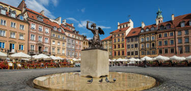 From the iconic Warsaw Mermaid to vibrant neighbourhoods, the city is full of discoveries.