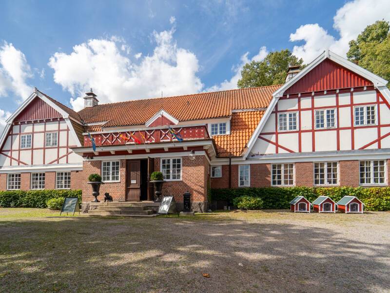 More than a hotel, Nackarpsdalen is a historic guesthouse that has been part of the local landscape since 1647.