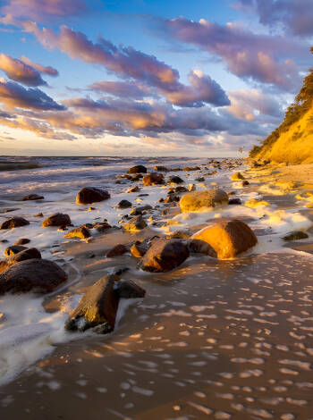 The hotel is located on the island of Wolin, which offers beautiful nature experiences by the Baltic Sea.