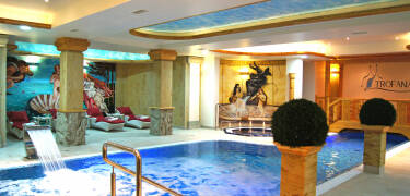 Sie haben freien Eintritt zum Pool, Jacuzzi und Dampfbad