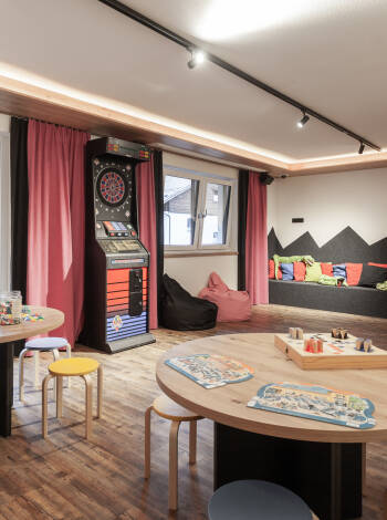 First Mountain Hotel Ötztal är ett barnvänligt hotell med gott om plats för de yngsta gästerna.