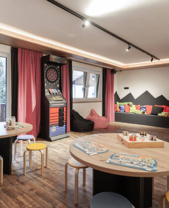 First Mountain Hotel Ötztal är ett barnvänligt hotell med gott om plats för de yngsta gästerna.