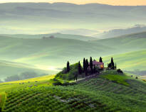 Kom til Toscana med det fantastiske landskab, og de hyggelige byer.