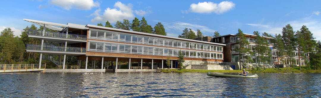 Vakna upp till en fantastisk utsikt över sjön Vortungen på Rømskog Spa & Resort.