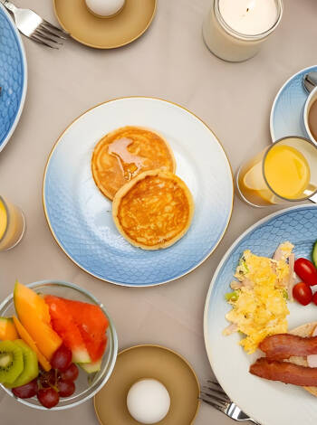Start your day with a generous and tasty breakfast.