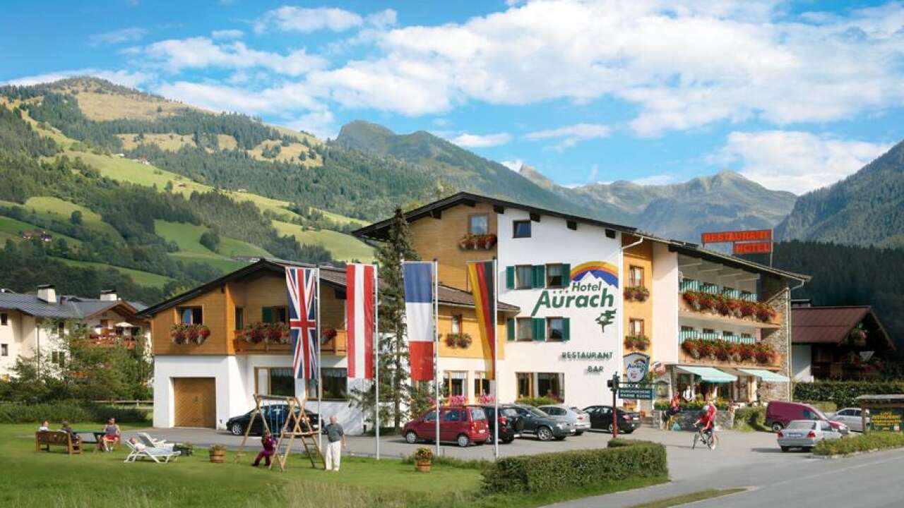 Dette hotellet har en flott beliggenhet midt i de Østerriske alpene og kan by på både en restaurant og peisestue.