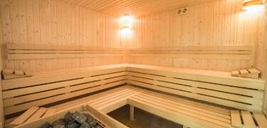 Erholen Sie nach einem langen Tag in der Stadt, in der Sauna oder mit einer Massage.
