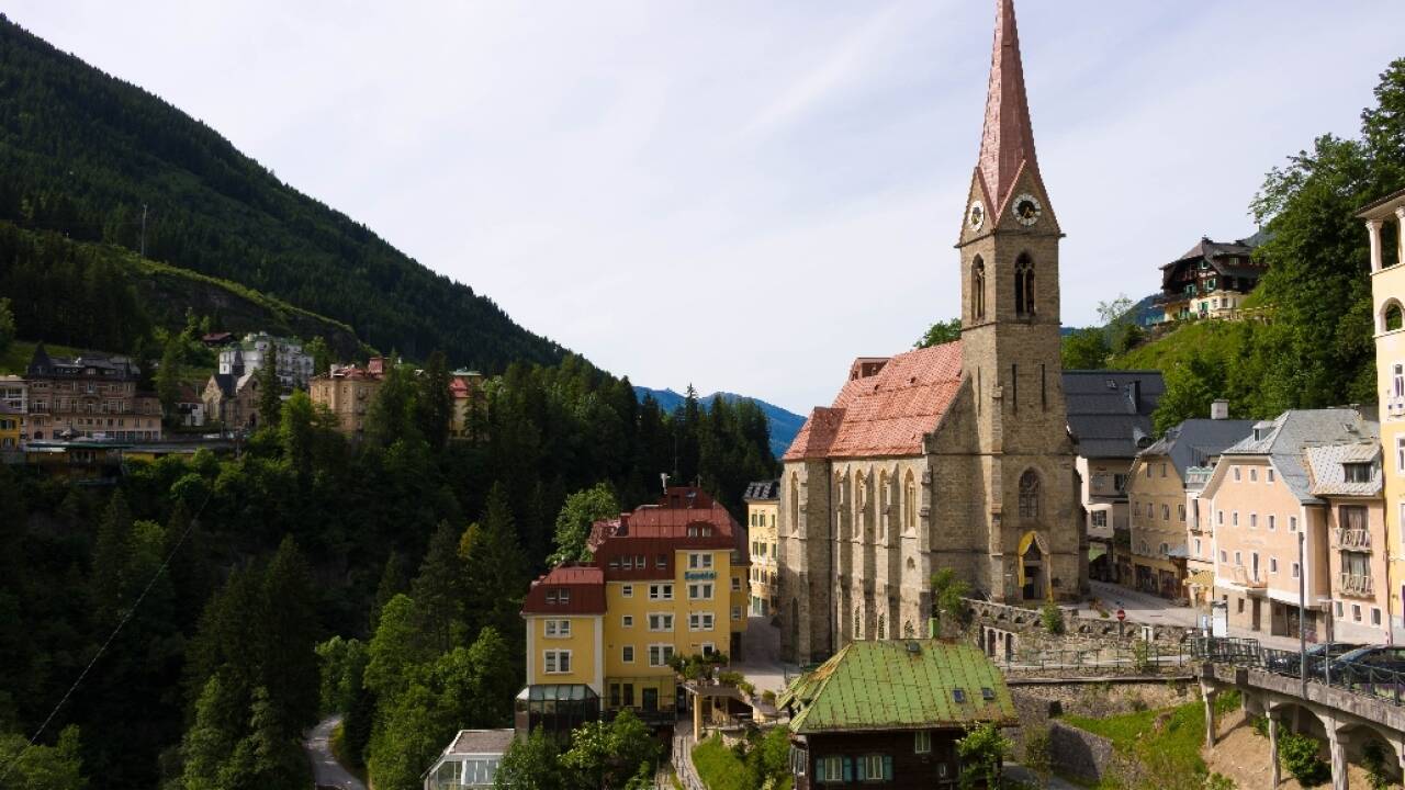 Små 40 km fra hotellet ligger den imponerende by Bad Gastein.