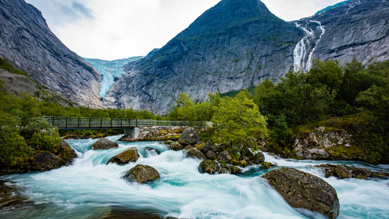 Jostedalsbreen National Park is just a short drive away for glacier landscapes.