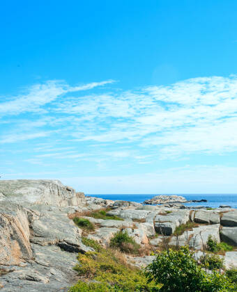 Besuchen Sie das berühmte Verdens Ende, eines der spektakulärsten Naturdenkmäler entlang der norwegischen Küste.