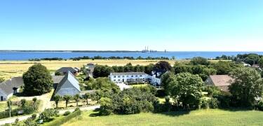 Fly vardagen och njut av en genuin ösemester på Agersø Kro.