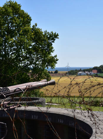 Opplev det spennende kalde krigsmuseet, Langelandsfortet, som ligger i kort avstand fra kroen.