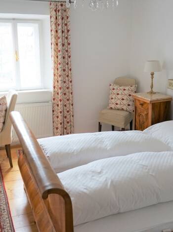 You can easily bring the small family on holiday in Austria, as the hotel offers rooms with traditional Austrian atmosphere.