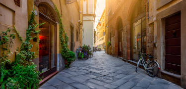Enjoy a stroll through the history-filled streets, alleys and parks of Puccini's birthplace; charming Lucca.