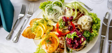 I restauranten serveres det tradisjonelle danske retter.