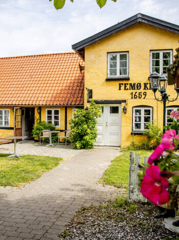 Das Wirtepaar heisst Sie herzlich Willkommen zum erholsamen Inselurlaub.