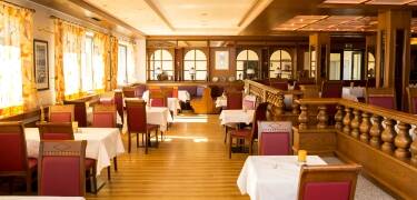 The restaurant is ready and waiting for you to enjoy a large, delicious selection of buffets in the morning and evening.