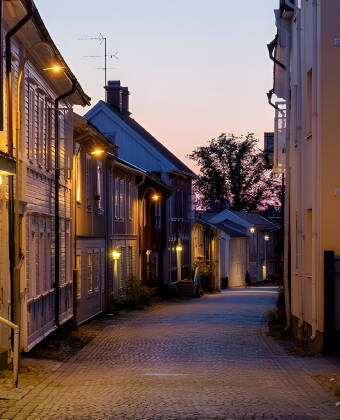 Dra på utflukt til byen Eksjö i det Smålandske Højland som byr på hyggelige gater, museer og gamle gårder.