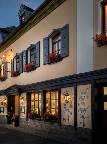 Das Hotel Pistono mit eigenem Weinberg hat eine perfekte Lage in unmittelbarer Nähe zur Mosel.