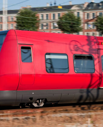 Det är bara 2 minuters promenad till tåget - och bara 20 minuters tågresa från och till Köpenhamn H.