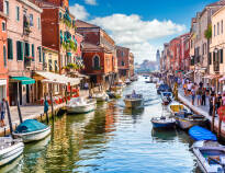 Tag på en spændende dagstur til Trieste eller Venedig.